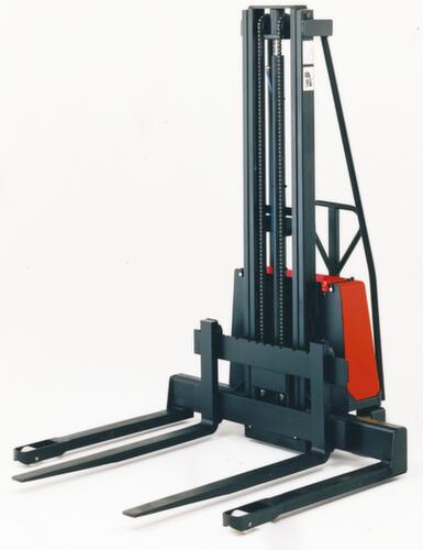 RAPIDLIFT Electro-hydraulic stacker with manual chassis
