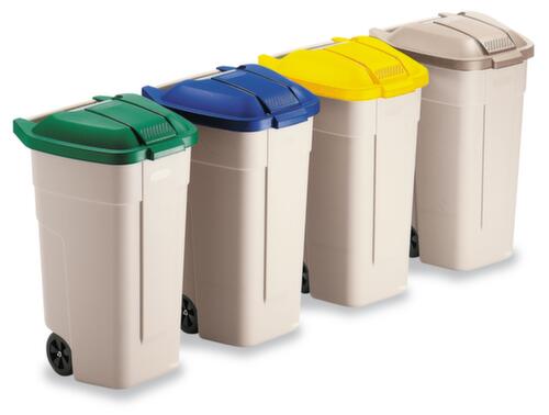 Rubbermaid Recycling garbage can