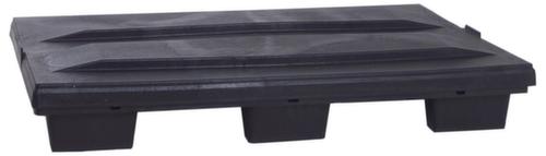 Folding pallet box with 3 runners