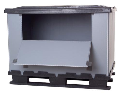 Folding pallet box with 3 runners