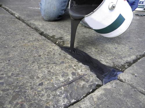 Moravia Joint repair, 5.2 kg container: 5 kg elastic resin and 0.2 kg hardener