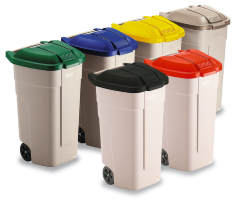 Rubbermaid Recycling garbage can