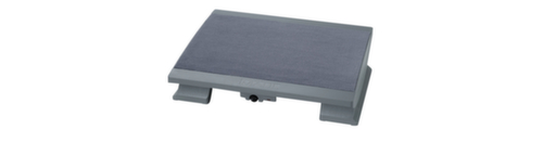 Heated footrest with carpet