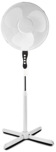 Fan with adjustable tilt angle