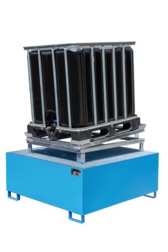 Bauer IBC residue emptier with spring-loaded tilting mechanism