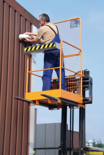 Bauer Working platform SIKO-M, Version DE, RAL2000 Yellow-orange, drive-in option From the narrow side