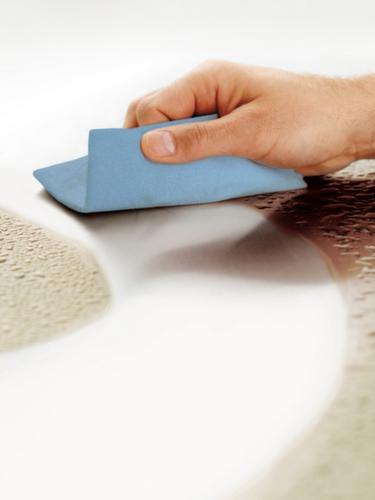 Tork Strong multi-purpose wipe roll