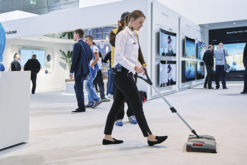 Cordless sweeper MEDUSA, sweeping width 370 mm