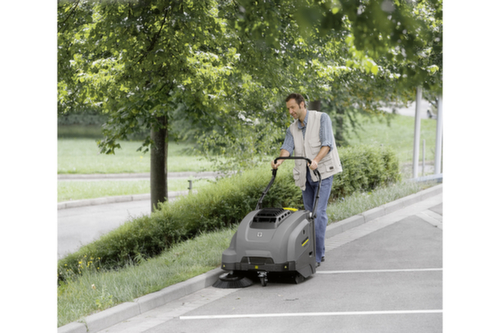 Kärcher KM 75/40 W G vacuum sweeper