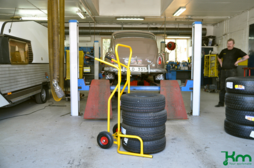 Kongamek Tire truck, yellow, Air tires