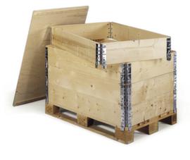 Pallet stacking frame