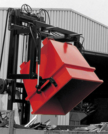 Bauer Tilting traverse for Universal container