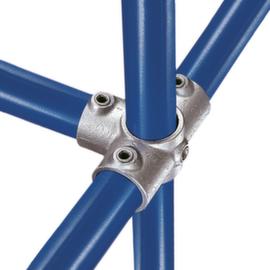 Cross connector with 1 center passage + 3 outlets