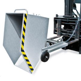 Chip tipping trolley with drain tap