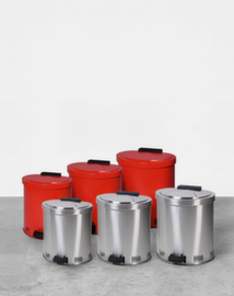Cleaning rag disposal container