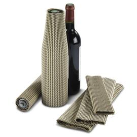 Elastic corrugated cardboard protective cover