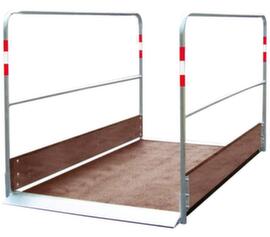 Schake Trench bridge with non-slip tread