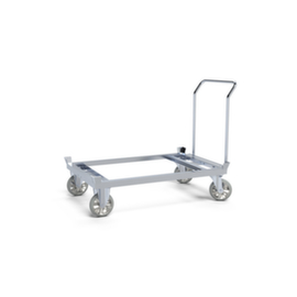 Push bar for pallet chassis